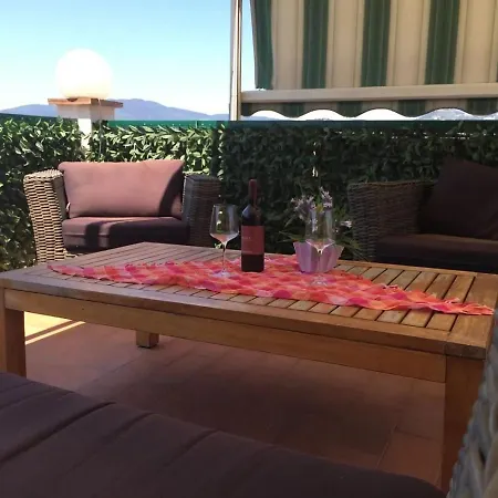 Rilassante Superattico Con Viste Sulle Coline E Jacuzzi - Perfetta Fuga Romantica * Florence