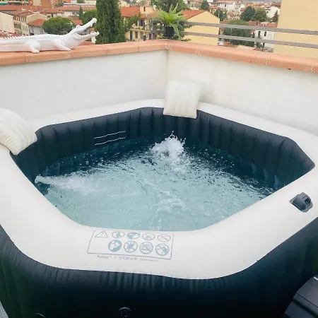Rilassante Superattico Con Viste Sulle Coline E Jacuzzi - Perfetta Fuga Romantica Apartment